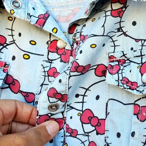 Hello Kitty Pearl Snap Shirt Cotton Long Sleeve Western Womens S Blue Gray - Picture 2 of 10